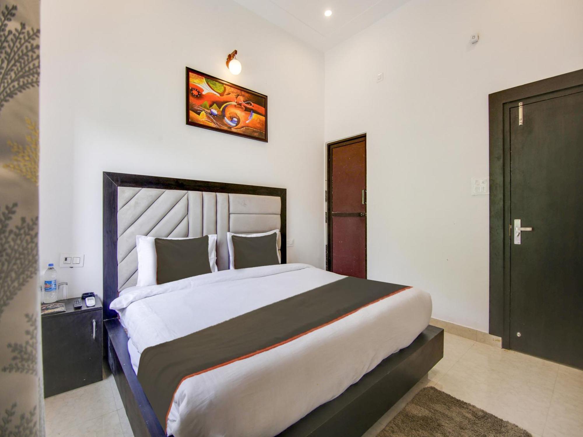 The Nines Hotel & Restro Nainital Εξωτερικό φωτογραφία