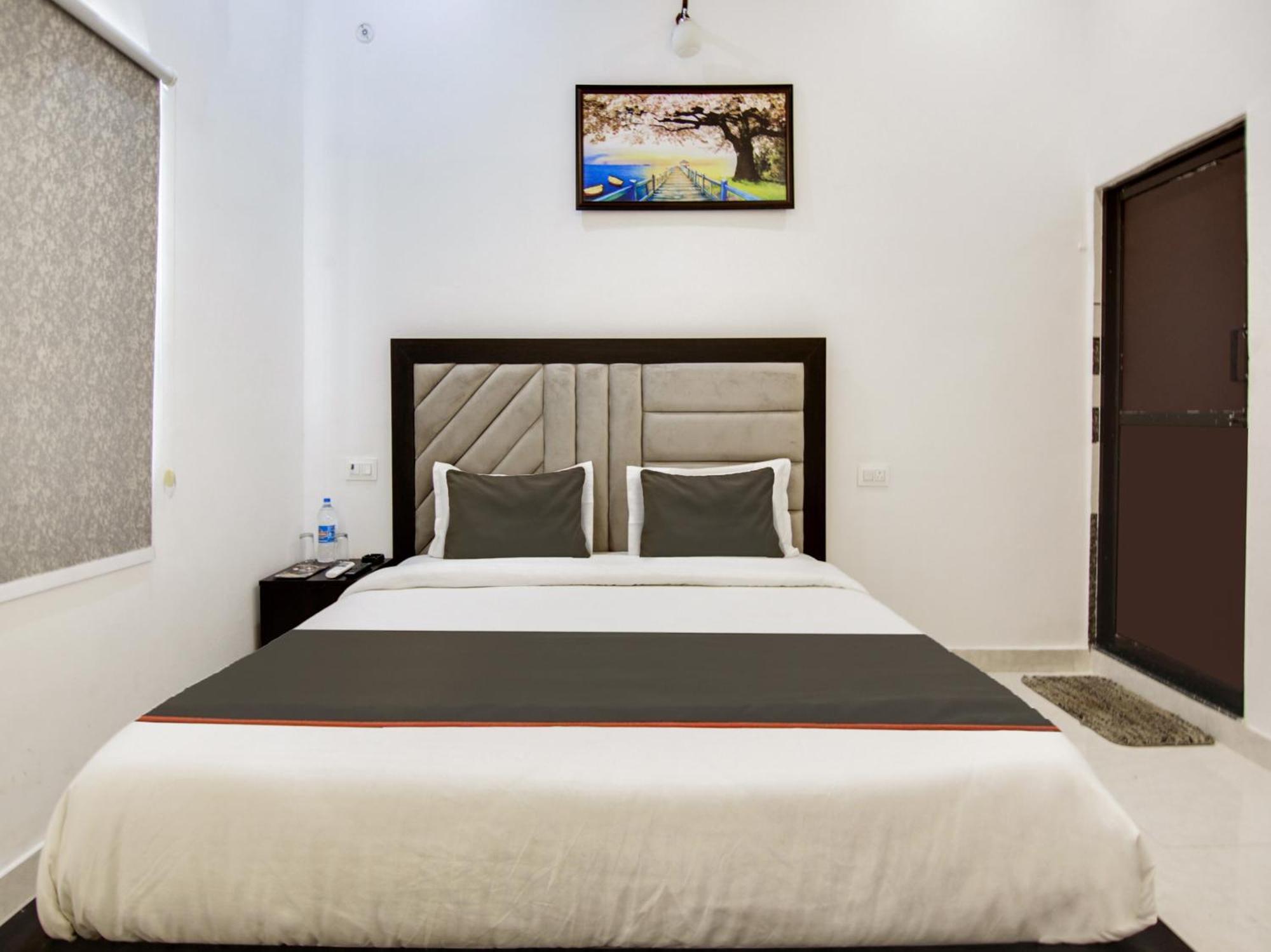 The Nines Hotel & Restro Nainital Εξωτερικό φωτογραφία
