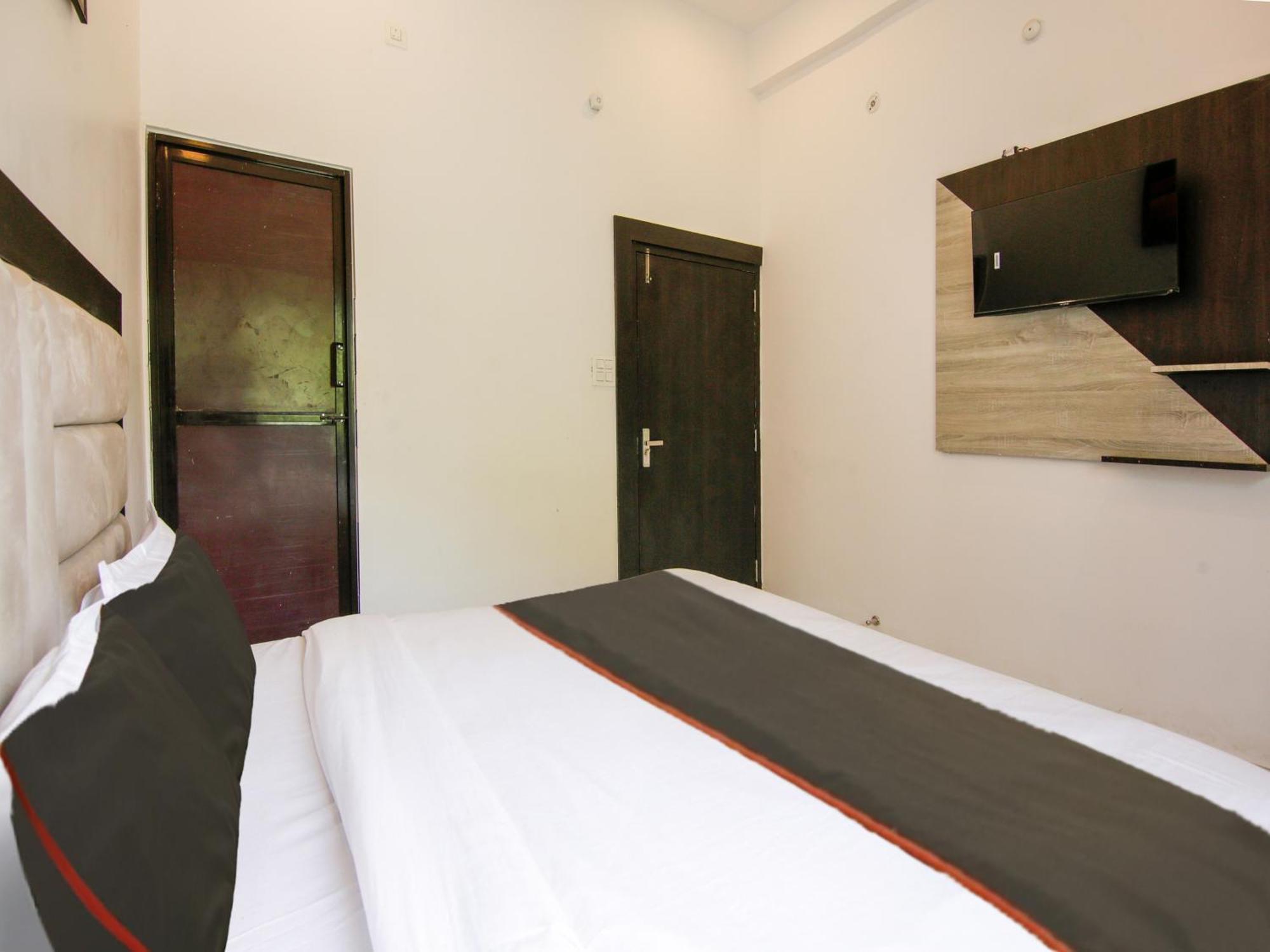 The Nines Hotel & Restro Nainital Εξωτερικό φωτογραφία